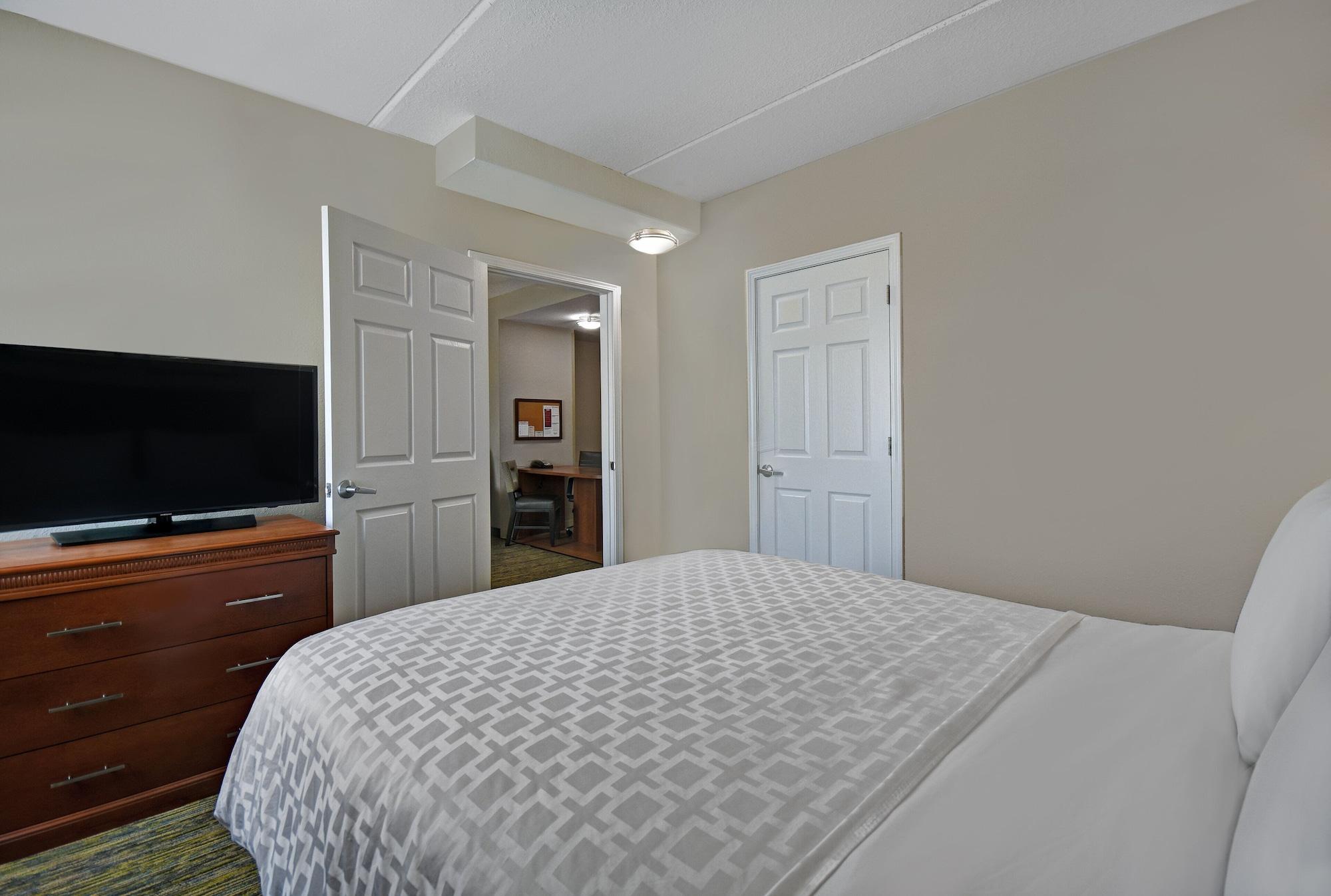 Candlewood Suites Columbia-Fort Jackson By Ihg Екстер'єр фото
