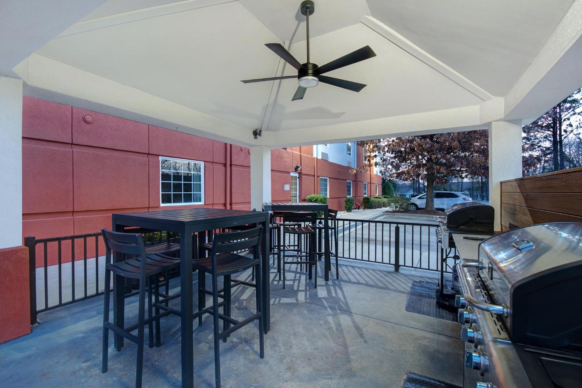 Candlewood Suites Columbia-Fort Jackson By Ihg Екстер'єр фото